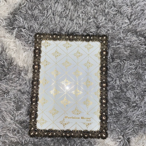 Picture Frame 5X7 - Picture 2 of 3